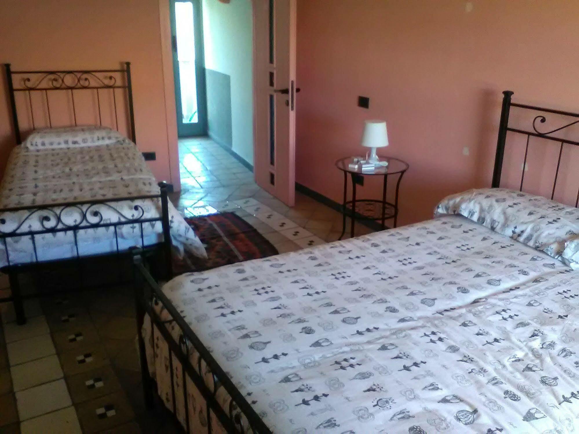 Marieta Rooms サルツァーナ エクステリア 写真